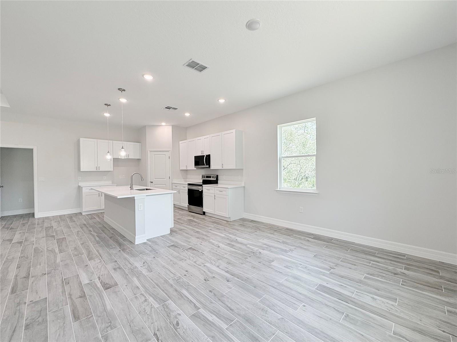 ROYAL TRAILS UNIT 01 - Residential