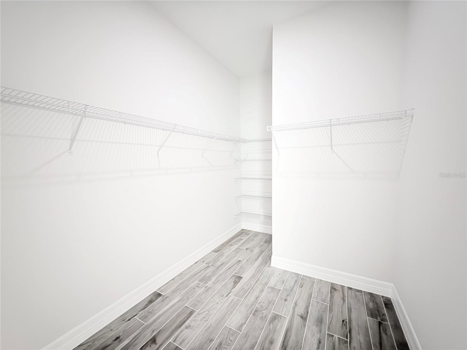 ROYAL TRAILS UNIT 01 - Residential