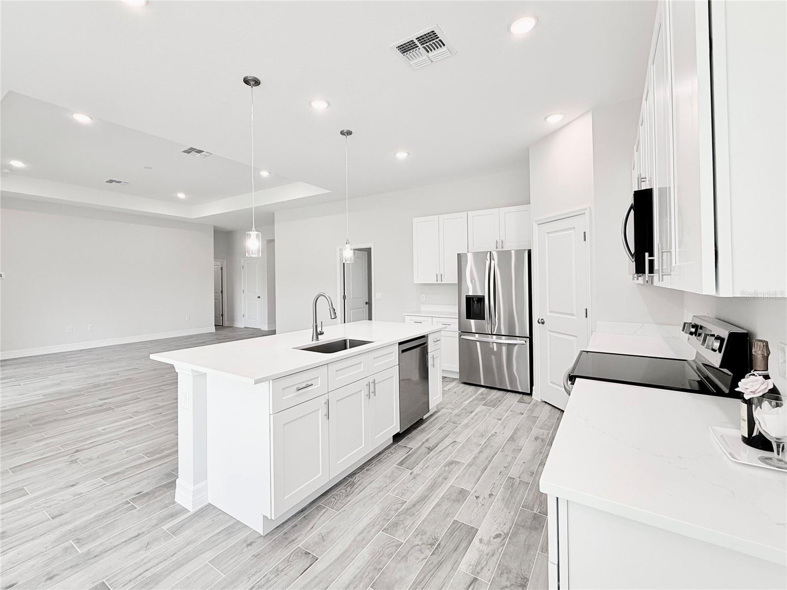 ROYAL TRAILS UNIT 01 - Residential