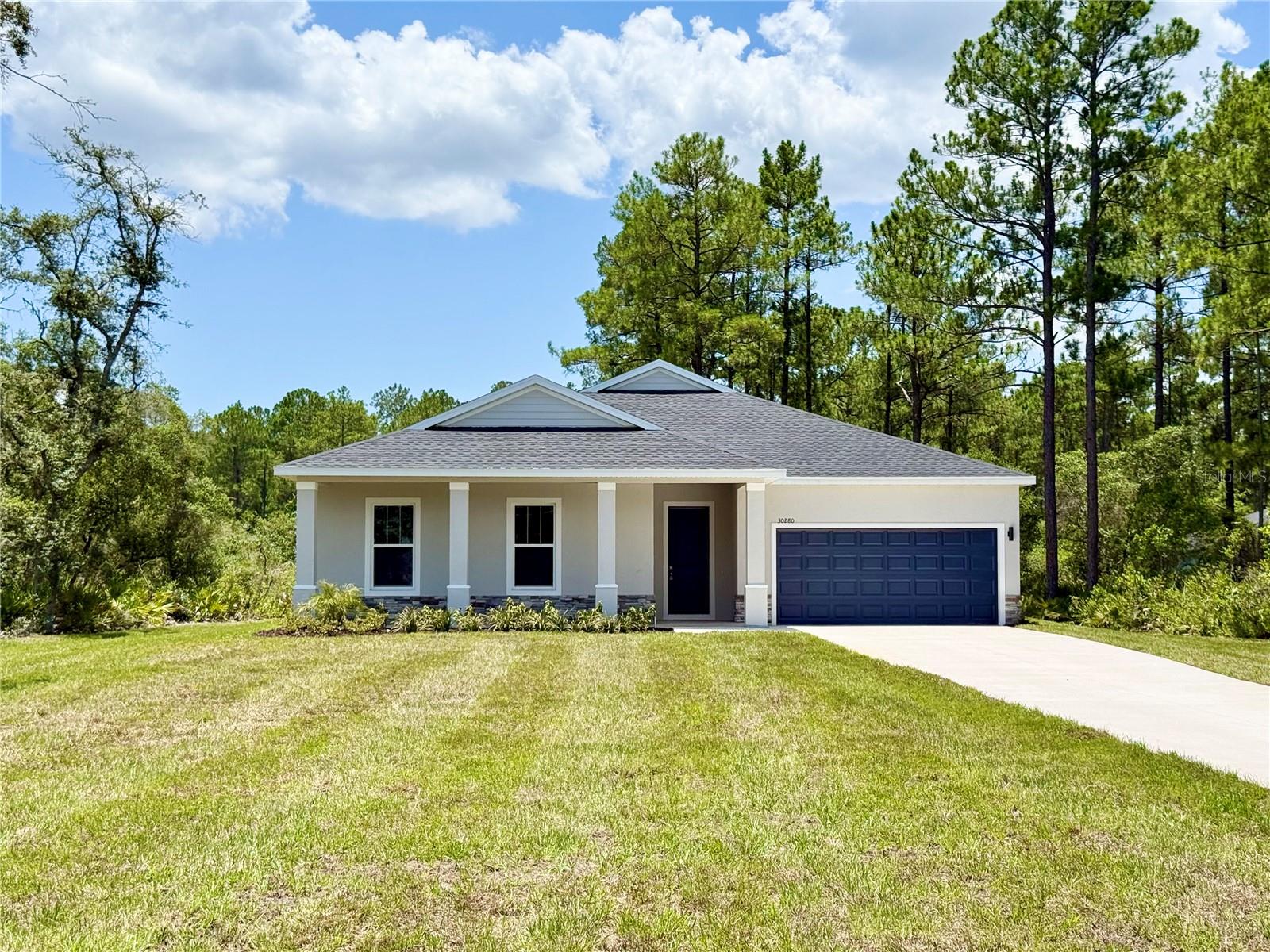 ROYAL TRAILS UNIT 01 - Residential