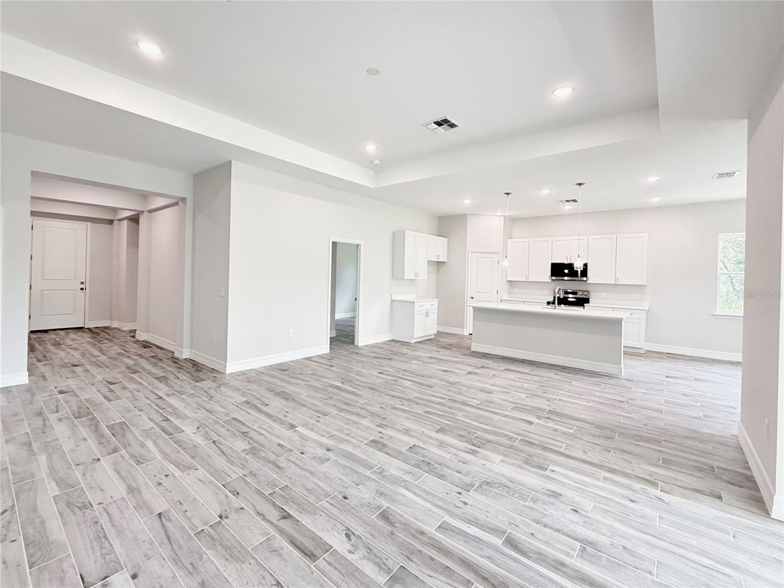 ROYAL TRAILS UNIT 01 - Residential