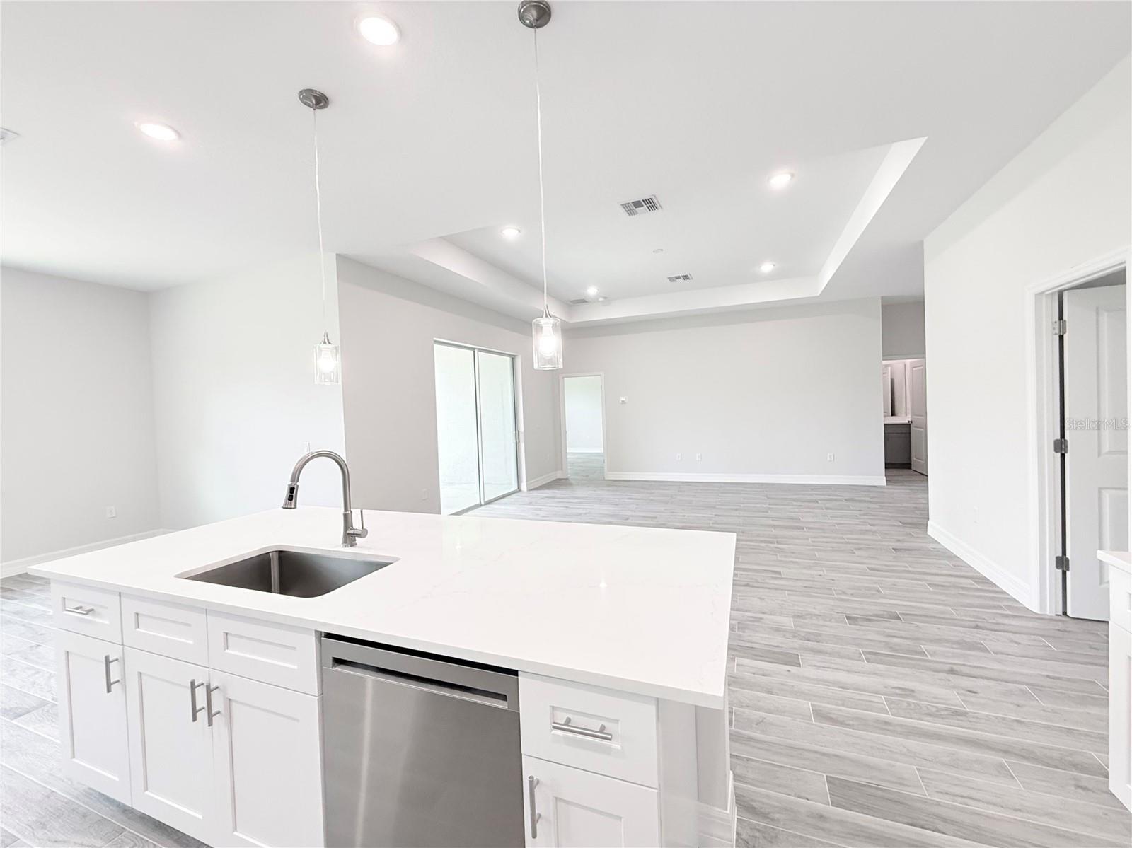 ROYAL TRAILS UNIT 01 - Residential