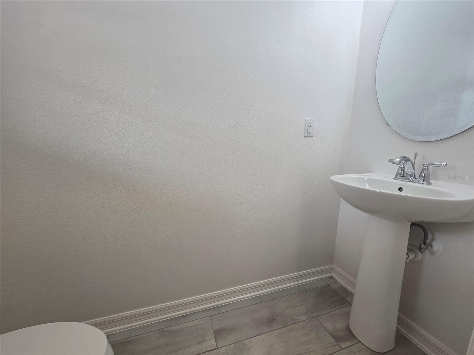 TOWNS AT WHITE CEDAR - Residential Lease