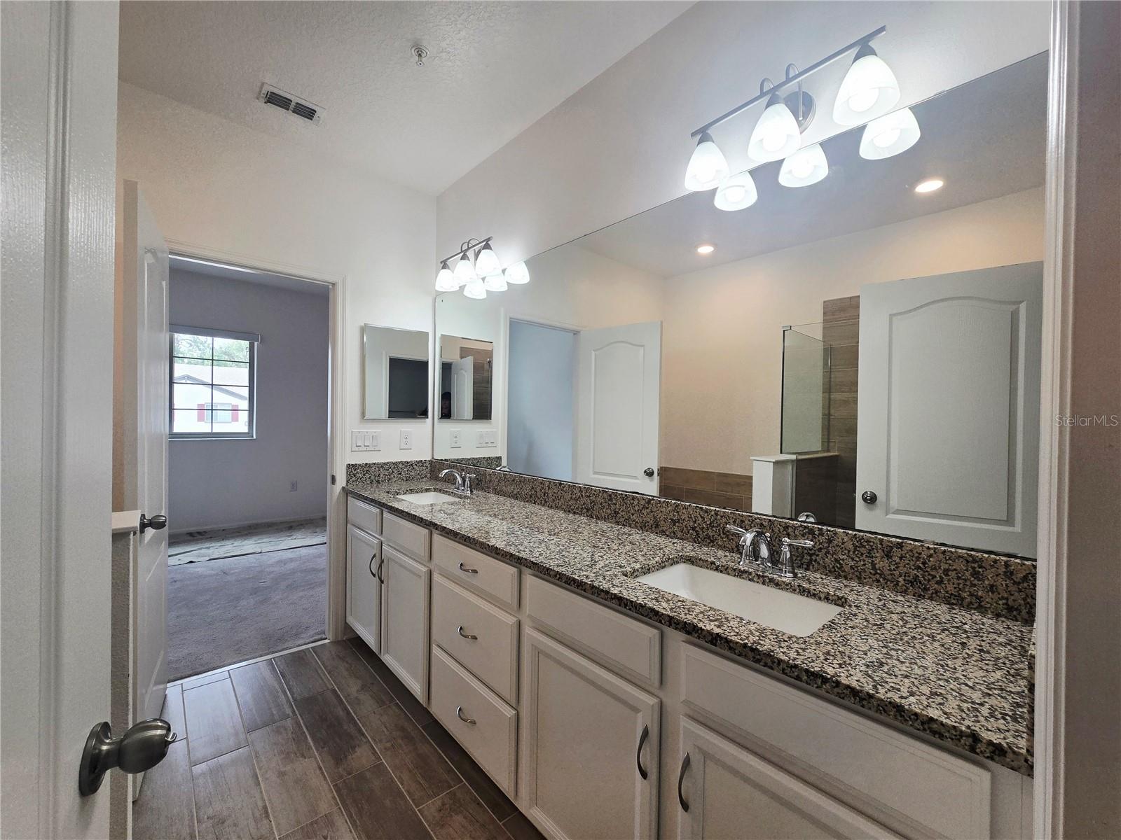 TOWNS AT WHITE CEDAR - Residential Lease