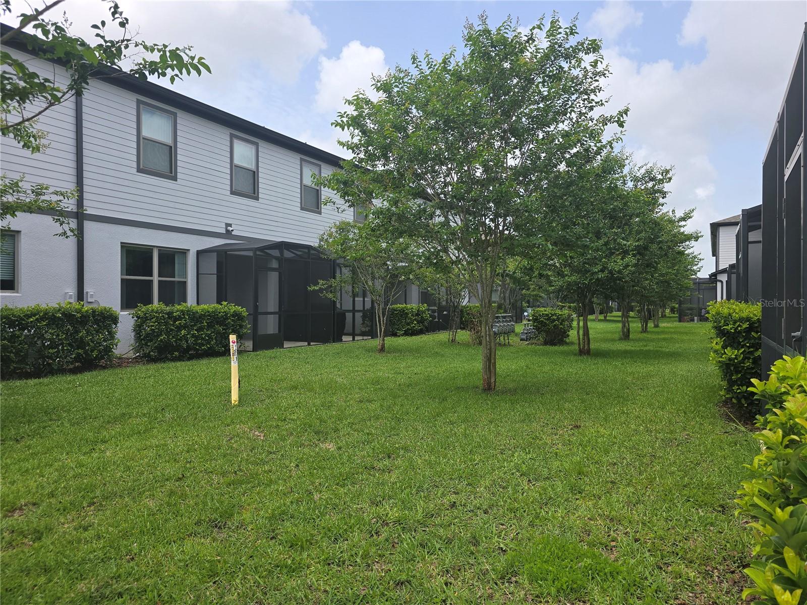 TOWNS AT WHITE CEDAR - Residential Lease