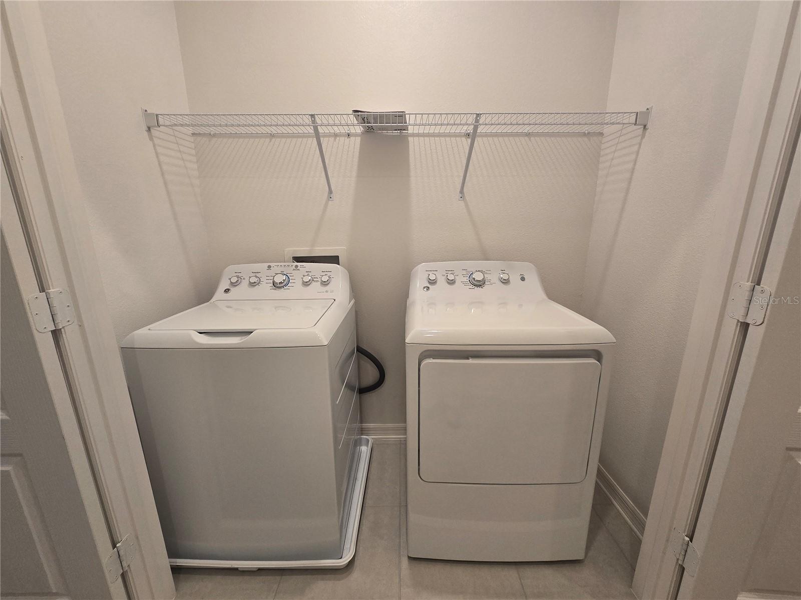 TOWNS AT WHITE CEDAR - Residential Lease