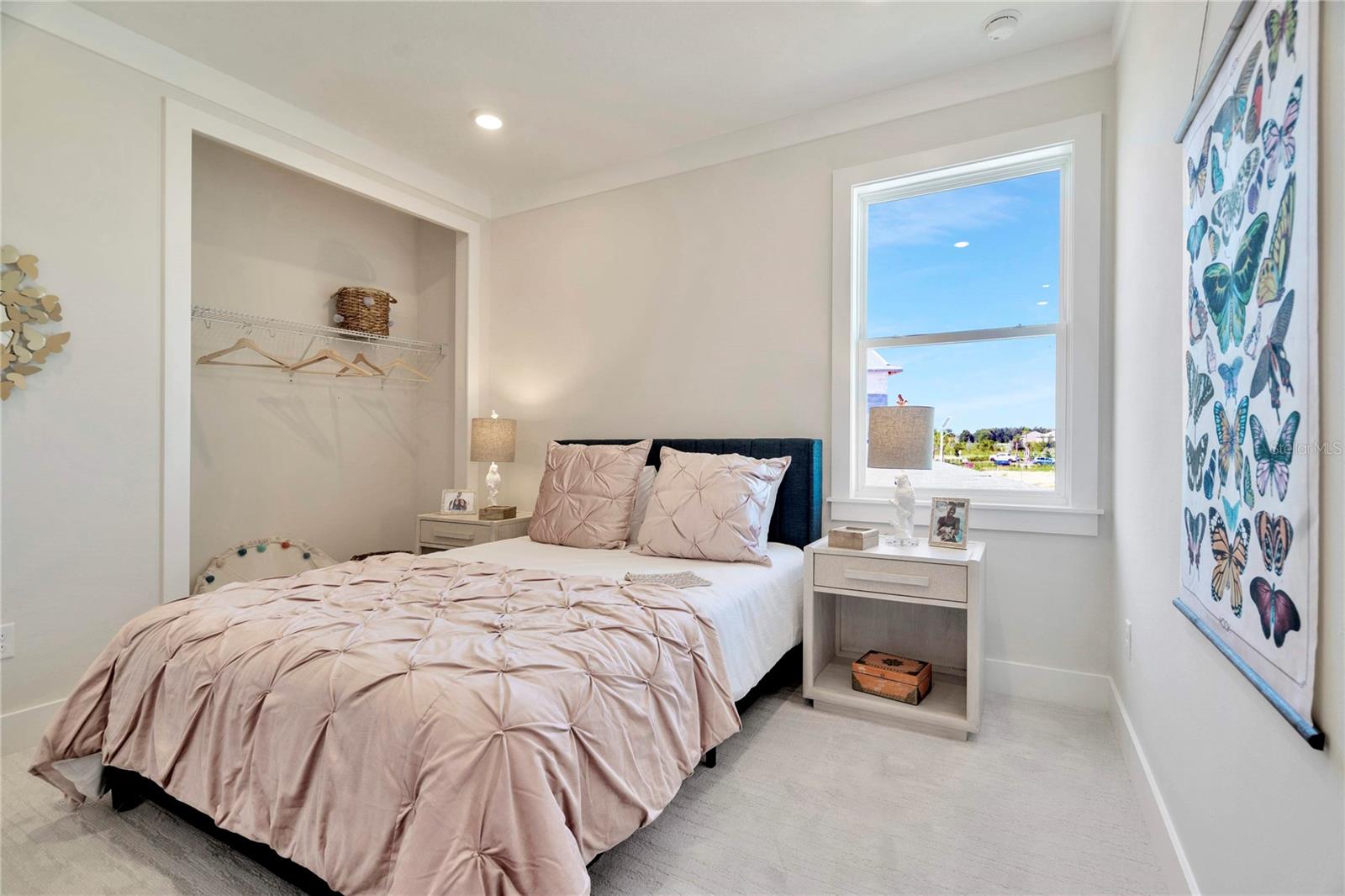 EPPERSON CRYSTAL LAGOON TWNHMS - Residential