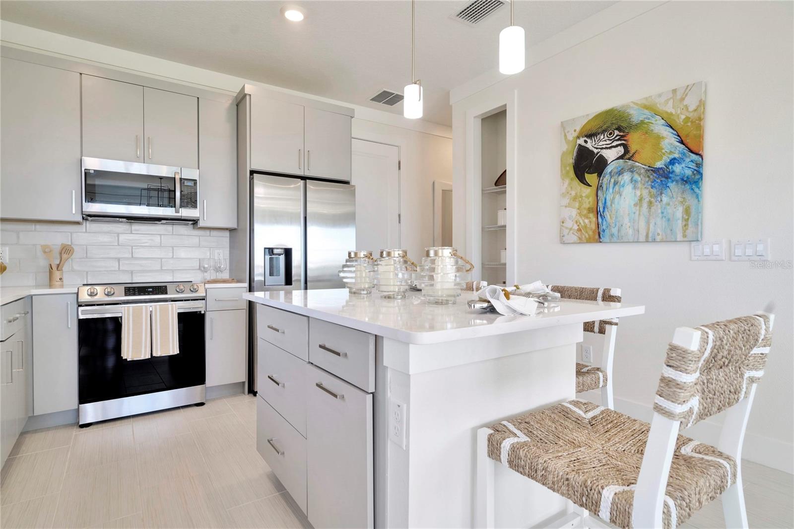 EPPERSON CRYSTAL LAGOON TWNHMS - Residential
