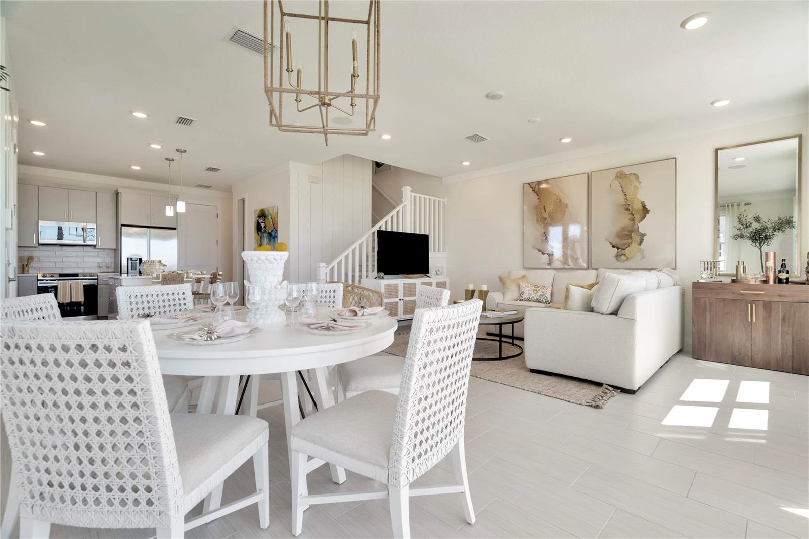EPPERSON CRYSTAL LAGOON TWNHMS - Residential