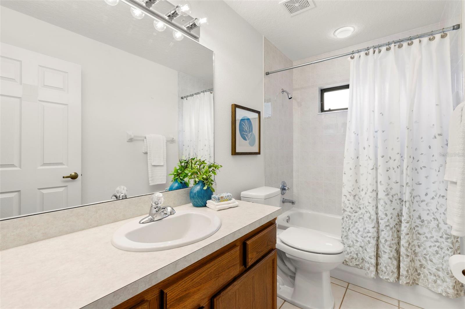 HUNTERS GREEN PRCL 18B PHAS - Residential