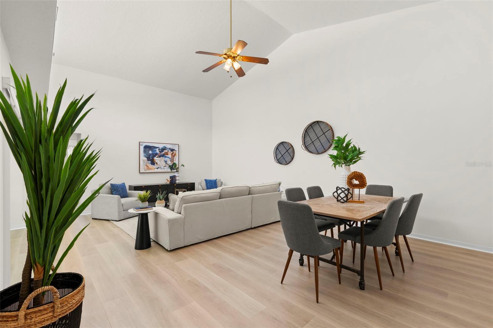 HUNTERS GREEN PRCL 18B PHAS - Residential