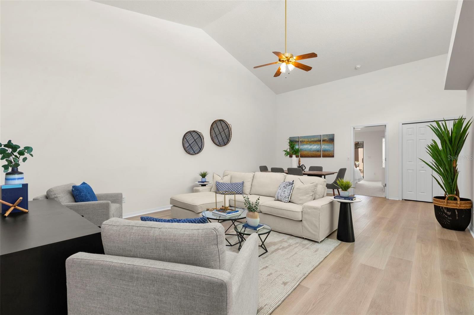 HUNTERS GREEN PRCL 18B PHAS - Residential