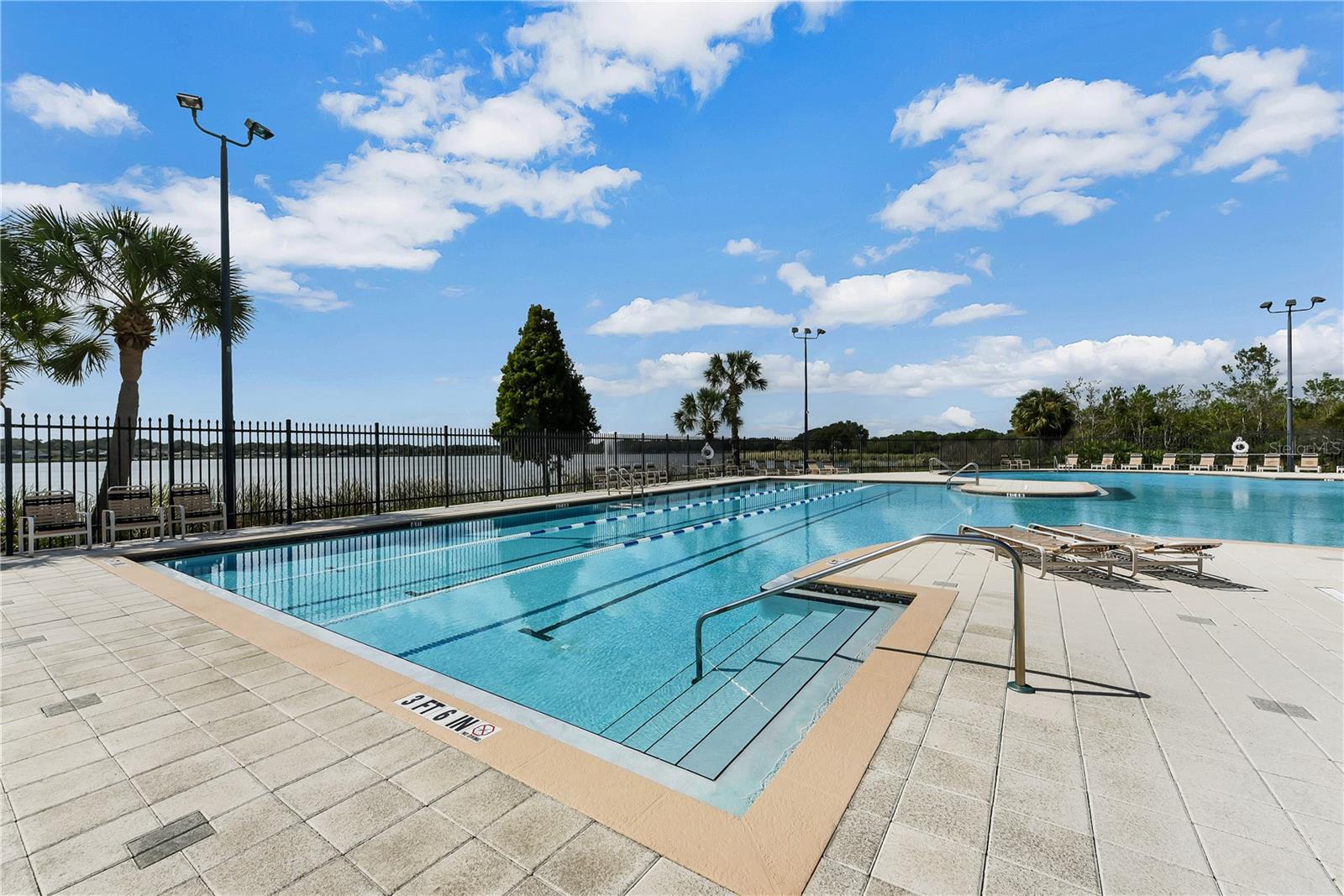 LAKE ST CHARLES - Residential