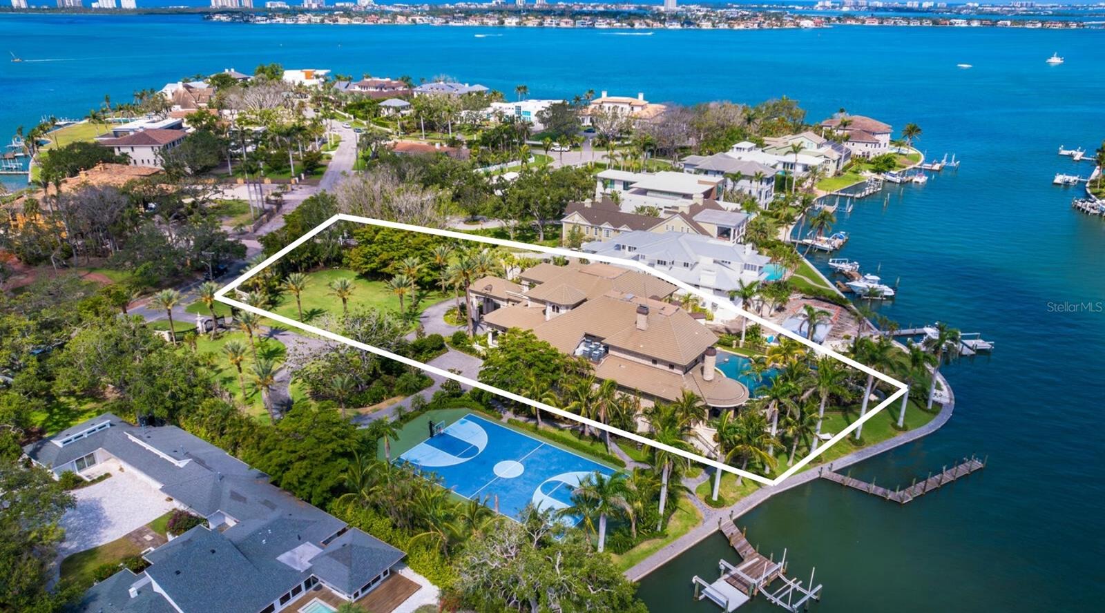 HARBOR ACRES - Residential