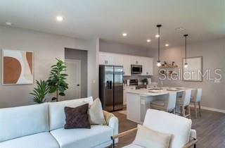 MARION OAKS UN 04 - Residential