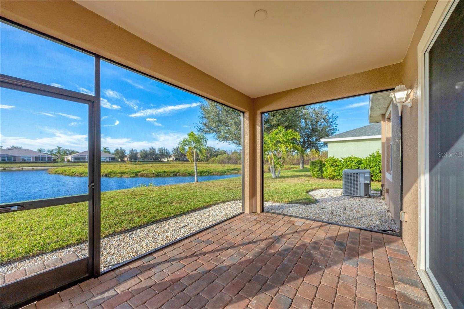 VENTURA VILLAGE - Residential