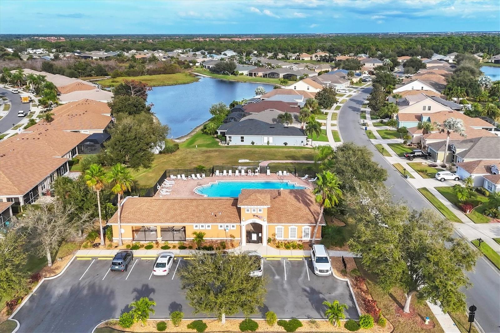 VENTURA VILLAGE - Residential