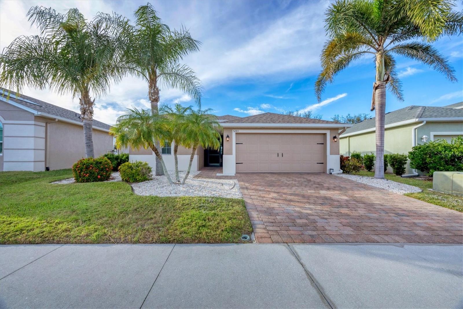 VENTURA VILLAGE - Residential