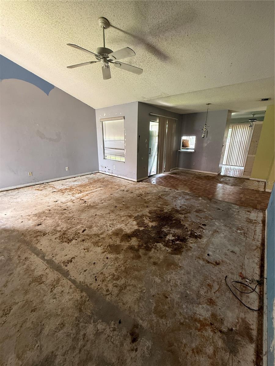 GULFSTREAM SHORES - Residential