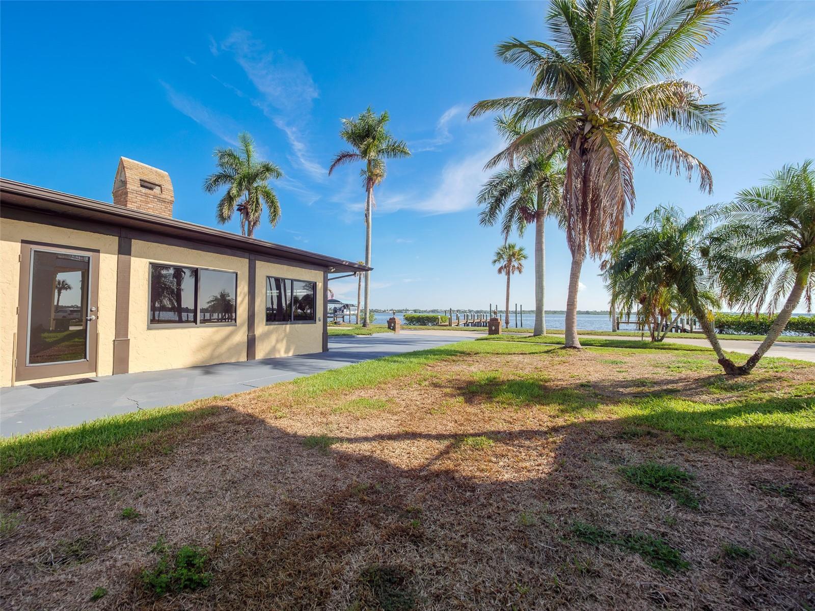 RIVER HAVEN - Residential