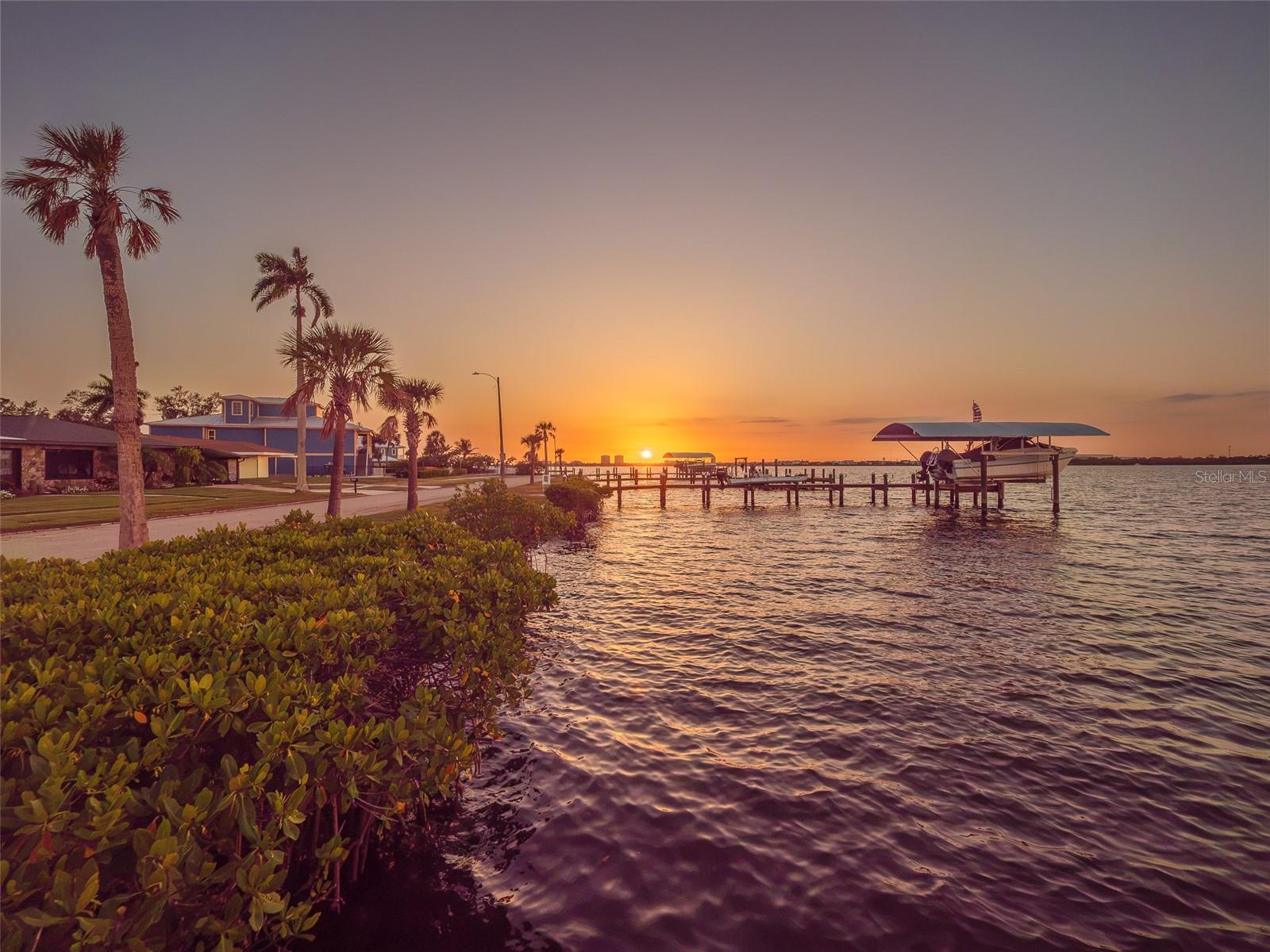 RIVER HAVEN - Residential