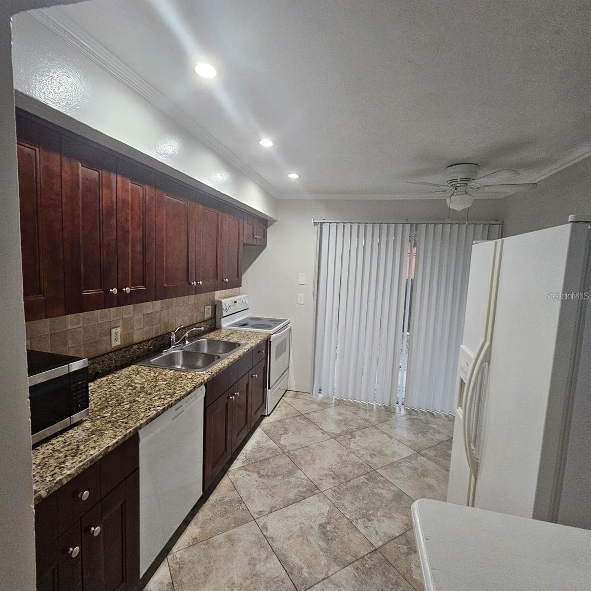 ACREAGE - Residential Lease