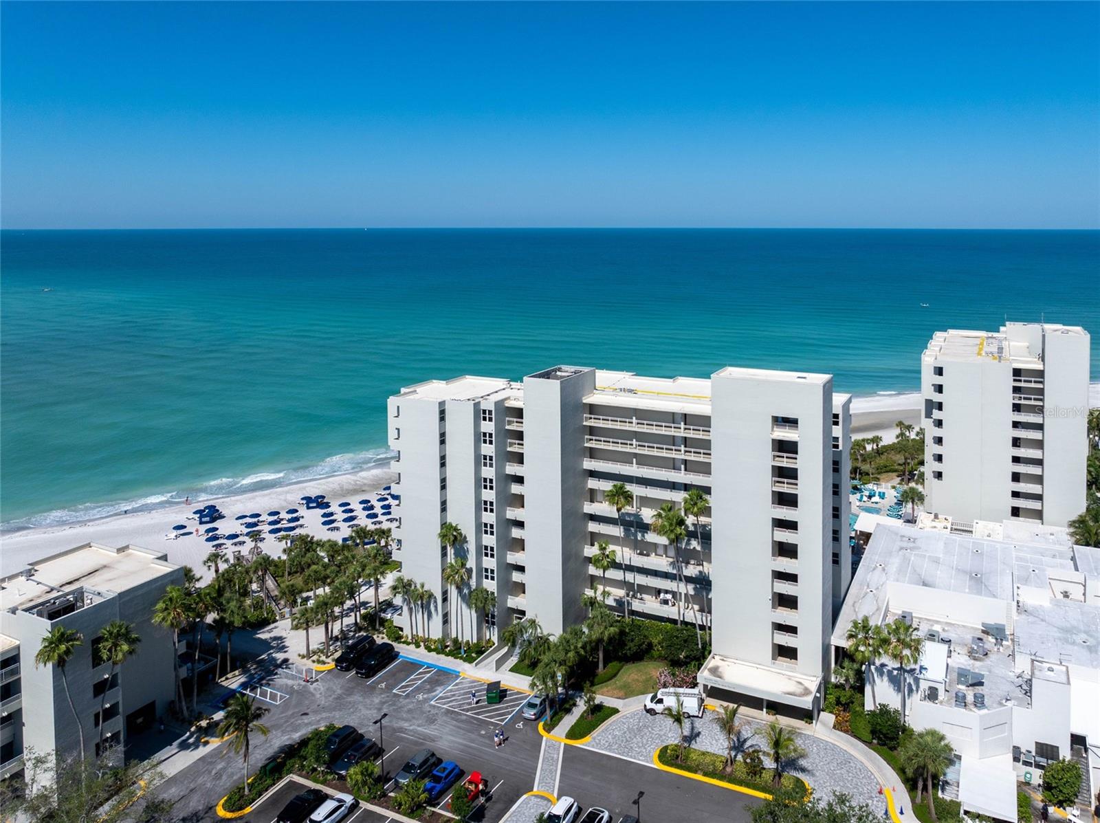INN ON THE BEACH PH I - Residential