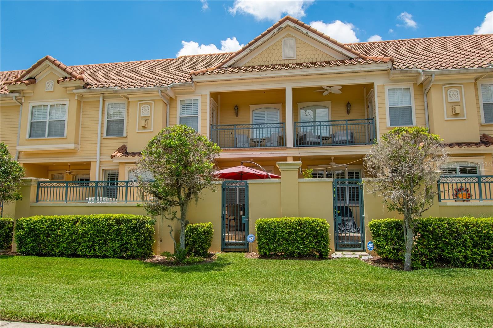 TANGLEWOOD TOWNHOMES - Residential