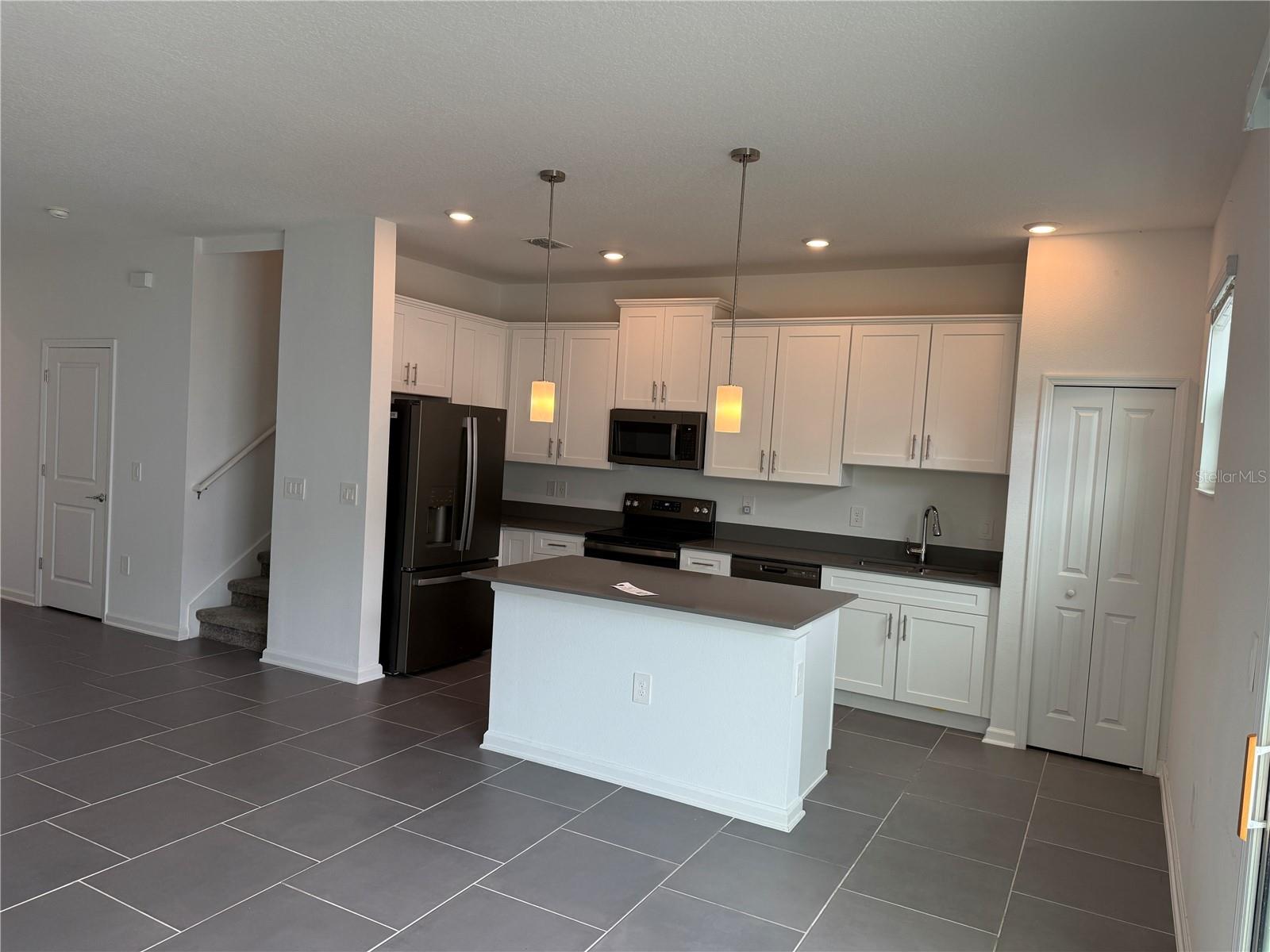 LAKE WILSON RESERVE - Residential Lease