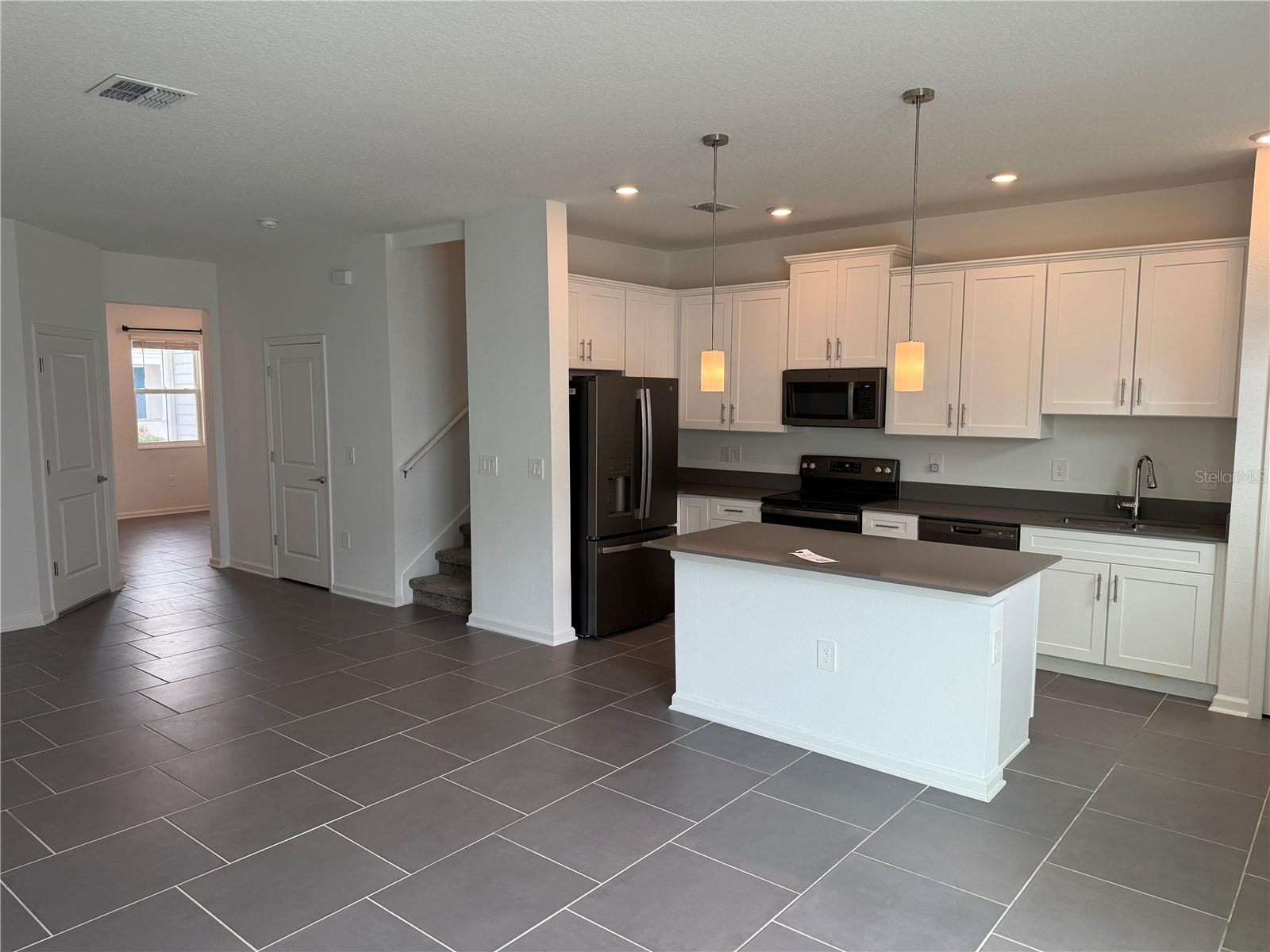LAKE WILSON RESERVE - Residential Lease