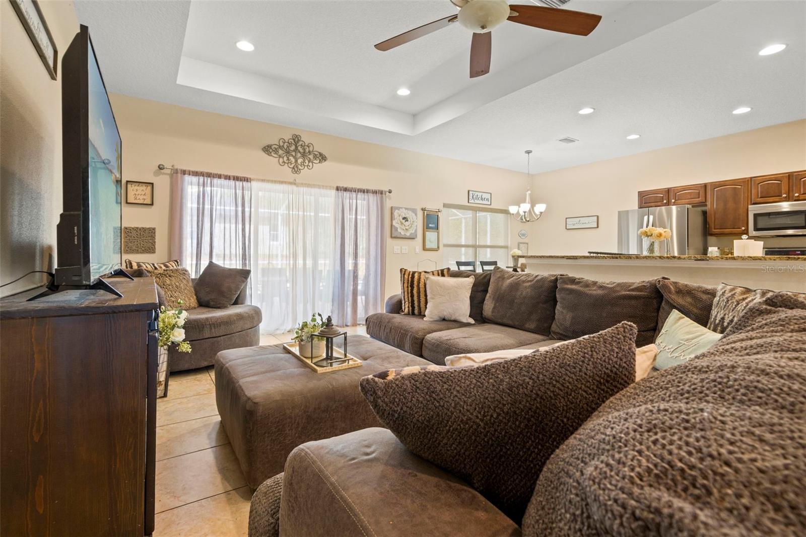 CITRUS SPGS UNIT 18 - Residential