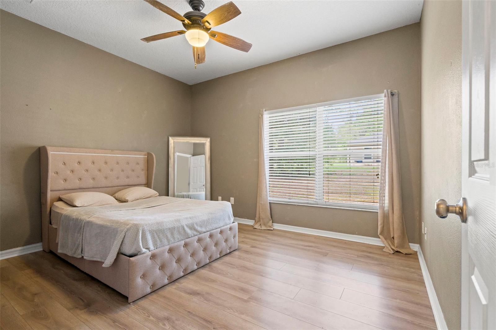 CITRUS SPGS UNIT 18 - Residential