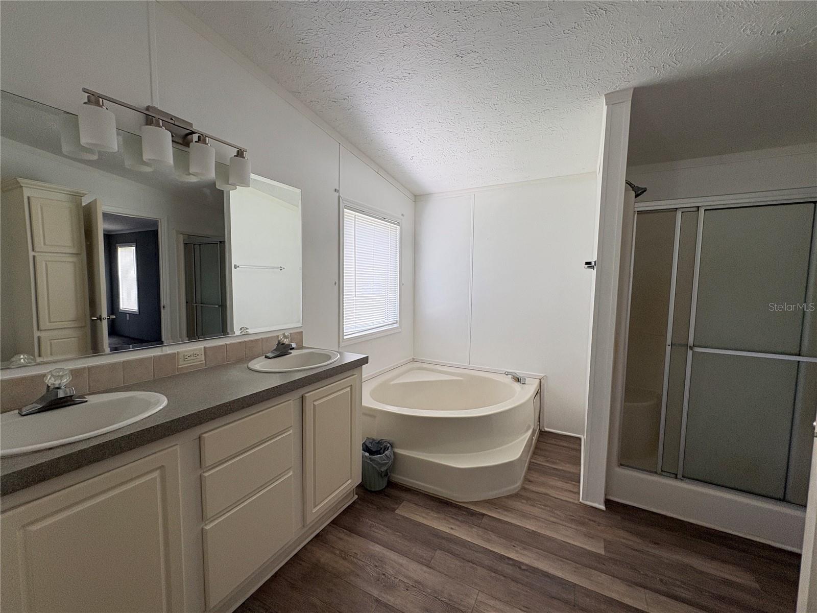 CANAVERAL ACRES 4 - Residential