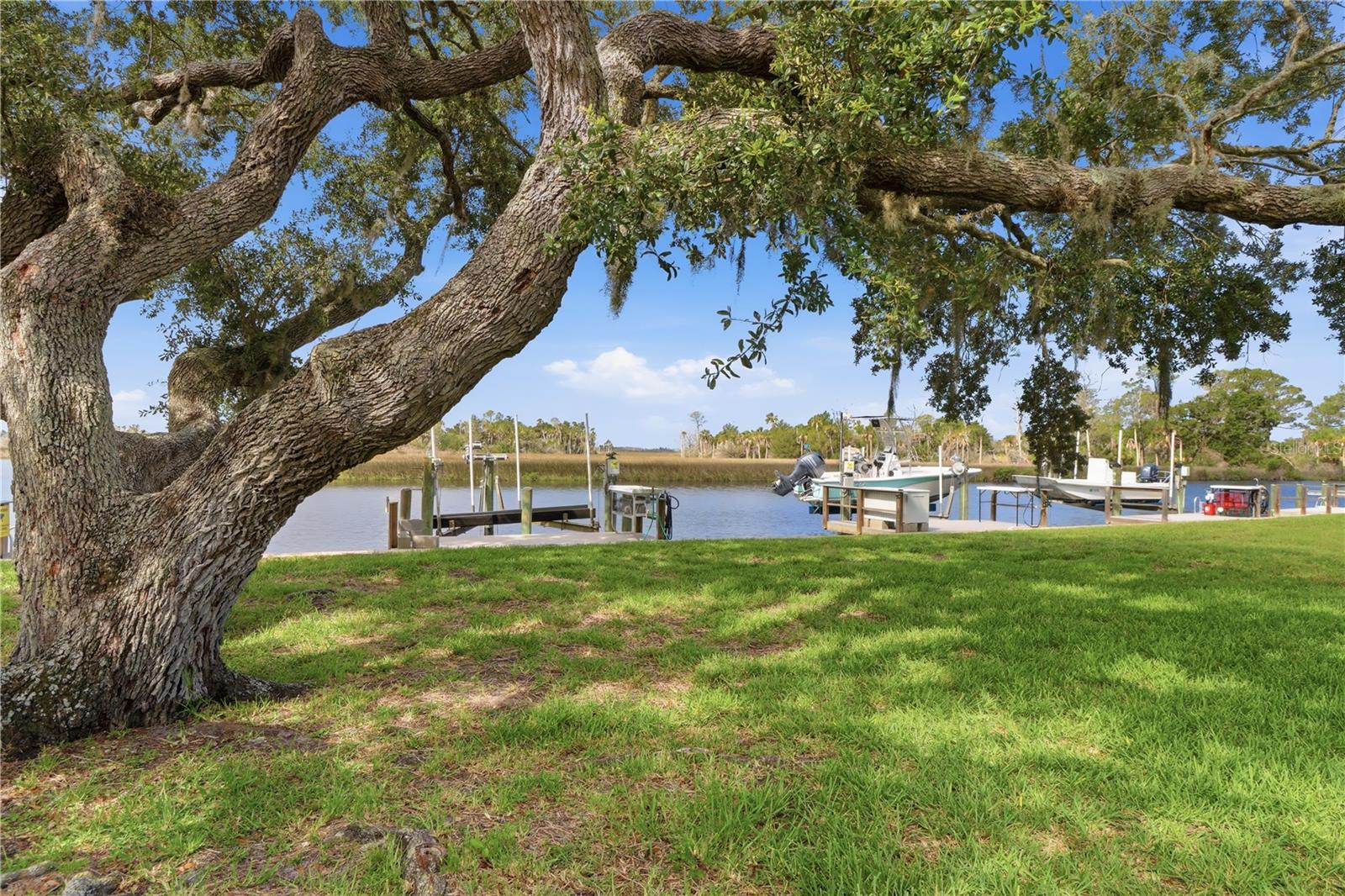 BAY VILLA CONDO - Residential