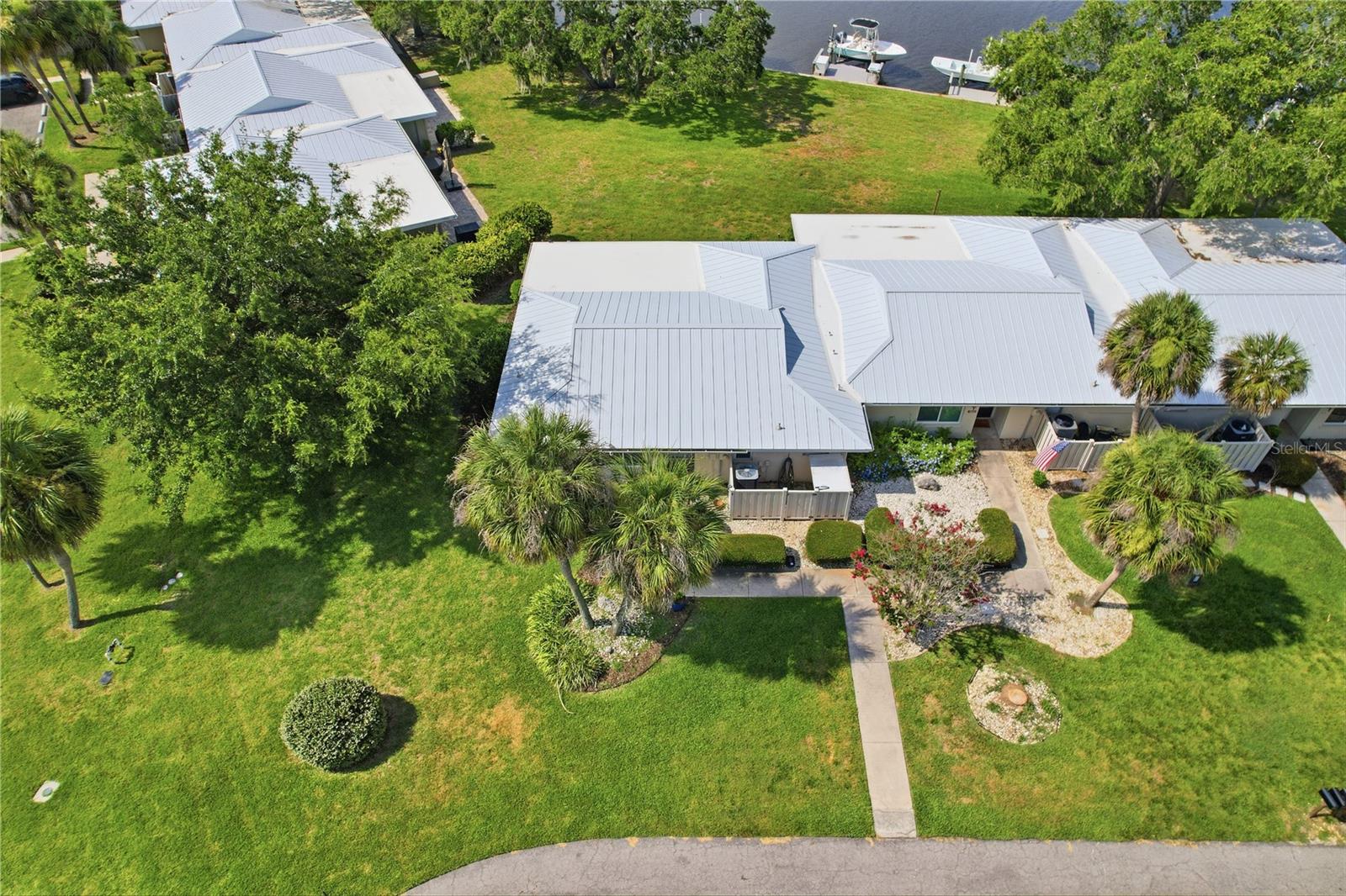 BAY VILLA CONDO - Residential