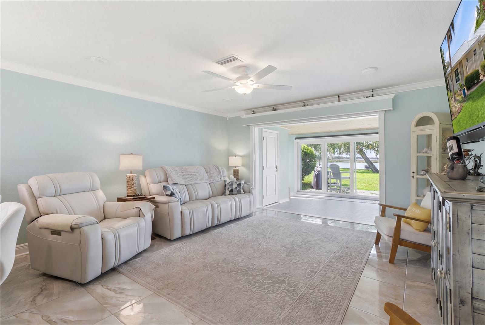 BAY VILLA CONDO - Residential