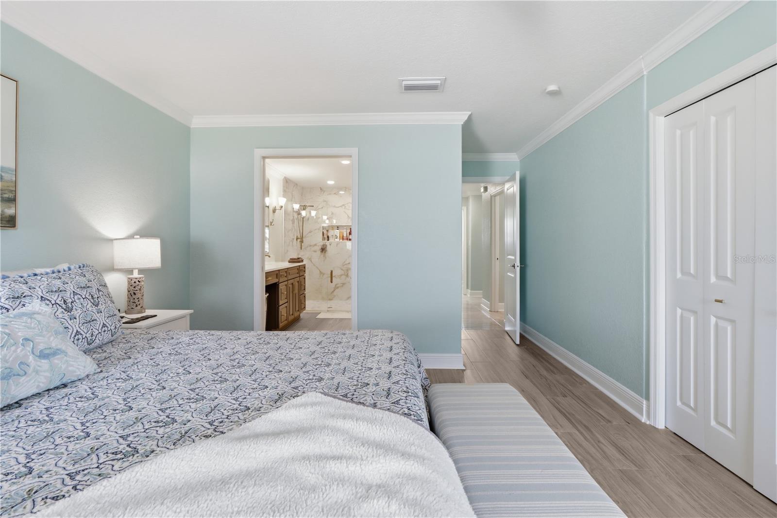 BAY VILLA CONDO - Residential