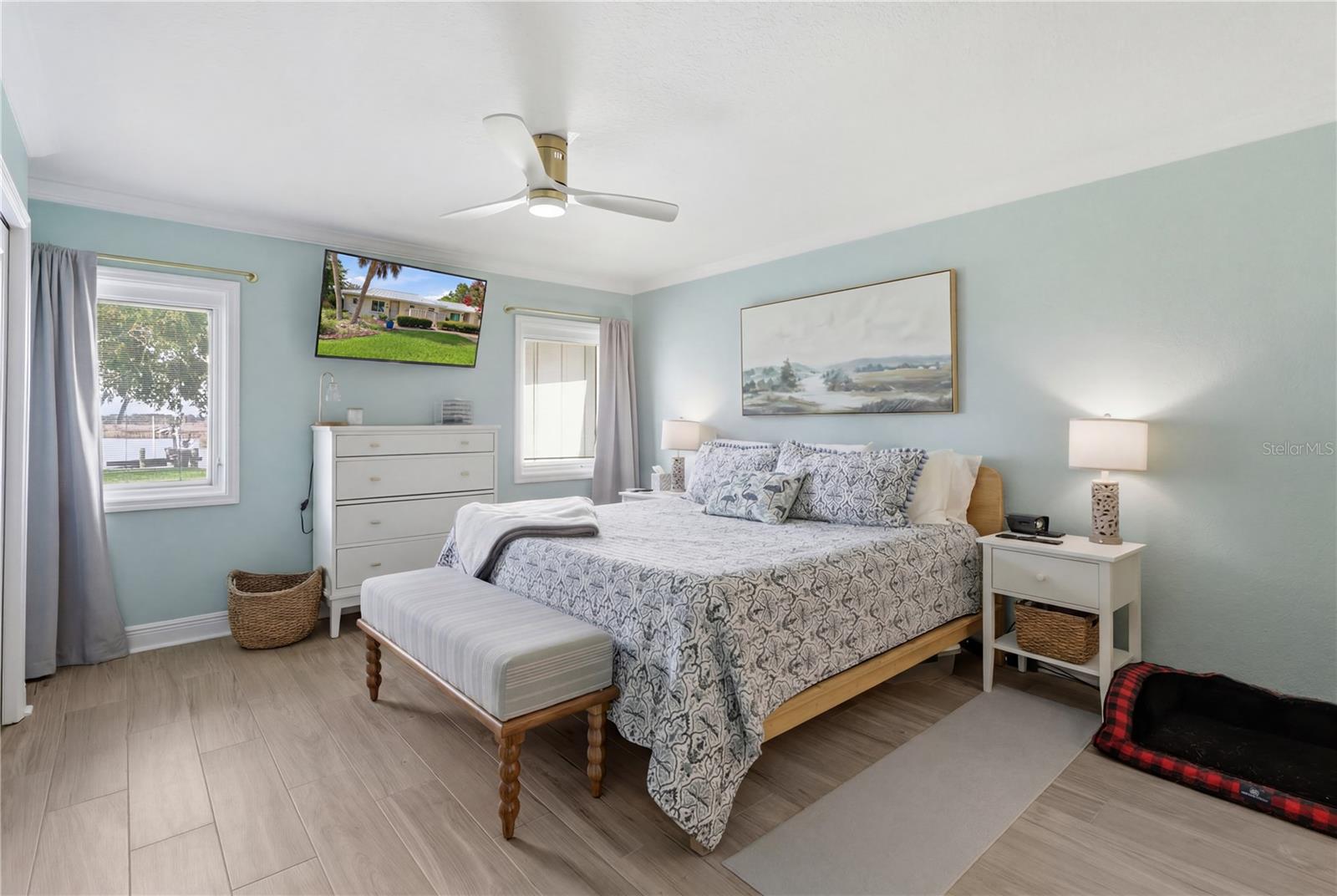 BAY VILLA CONDO - Residential