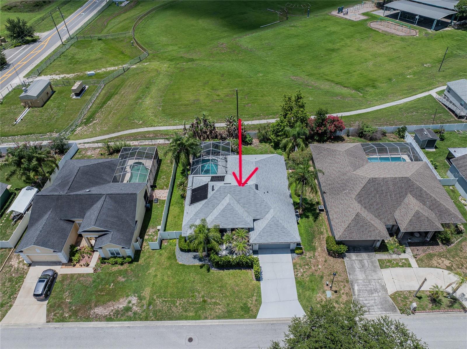CHARLOMA - Residential