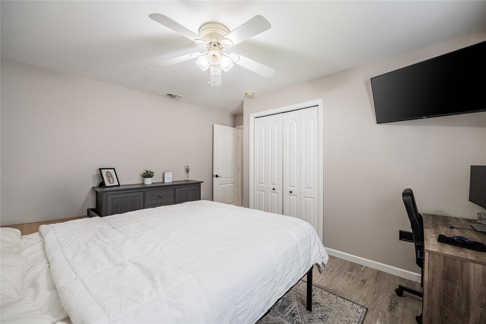 CHARLOMA - Residential