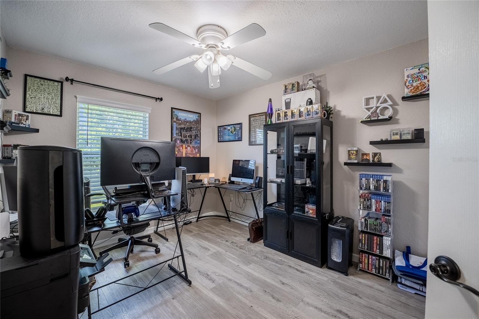 CHARLOMA - Residential