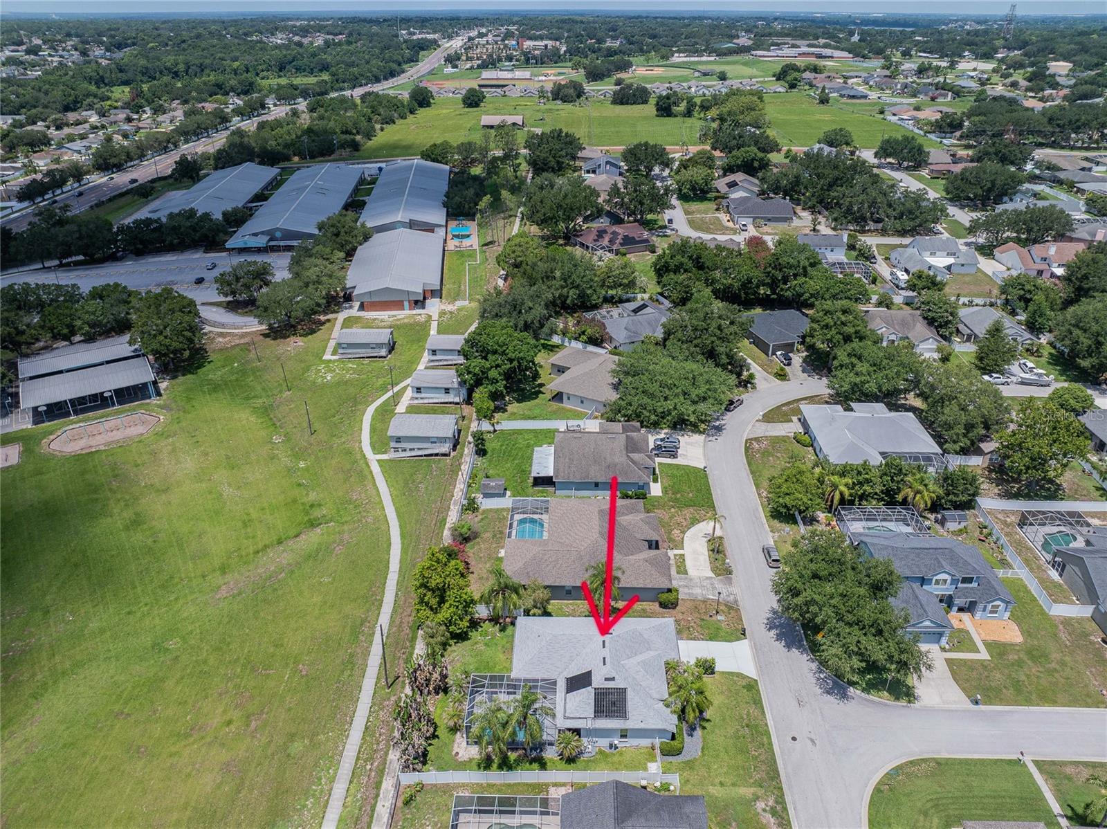 CHARLOMA - Residential