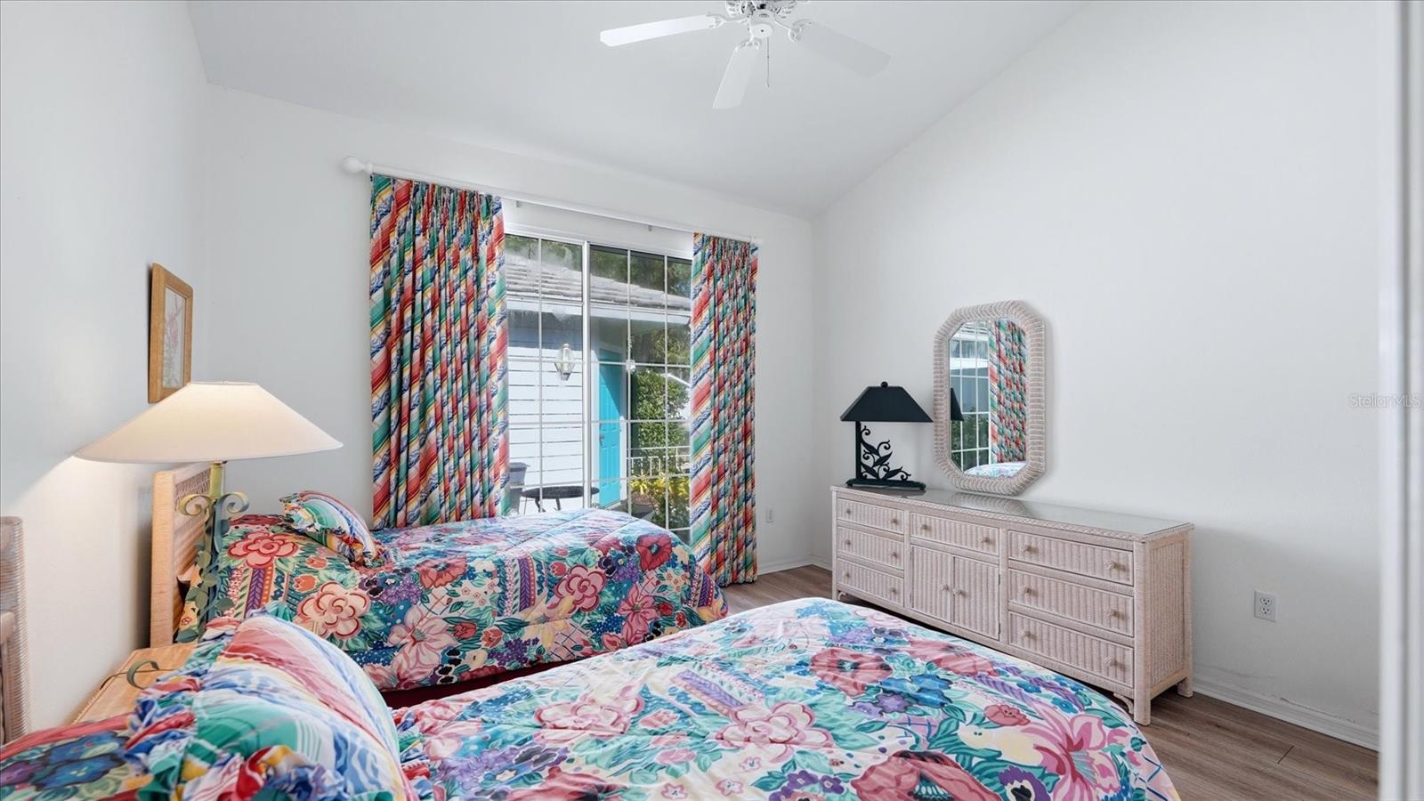 UNIVERSITY PARK COUNTRY CLUB - Residential