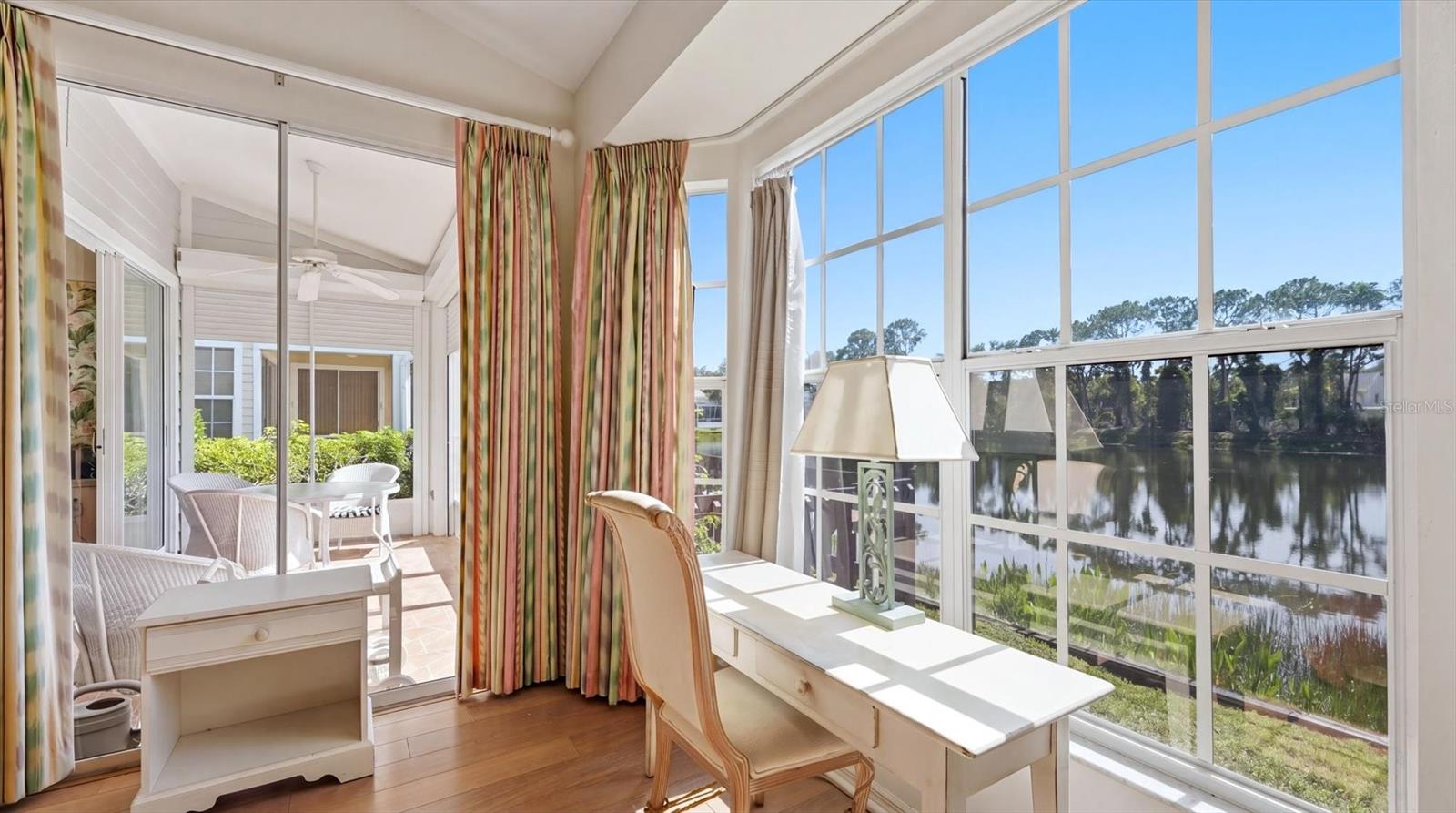 UNIVERSITY PARK COUNTRY CLUB - Residential