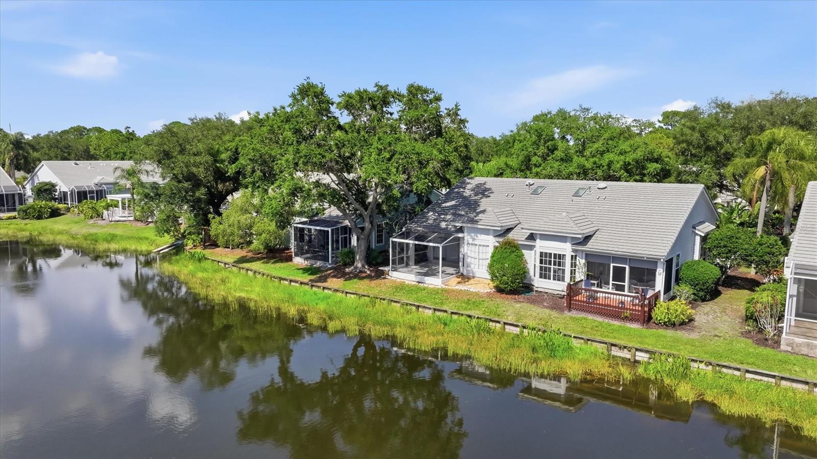 UNIVERSITY PARK COUNTRY CLUB - Residential