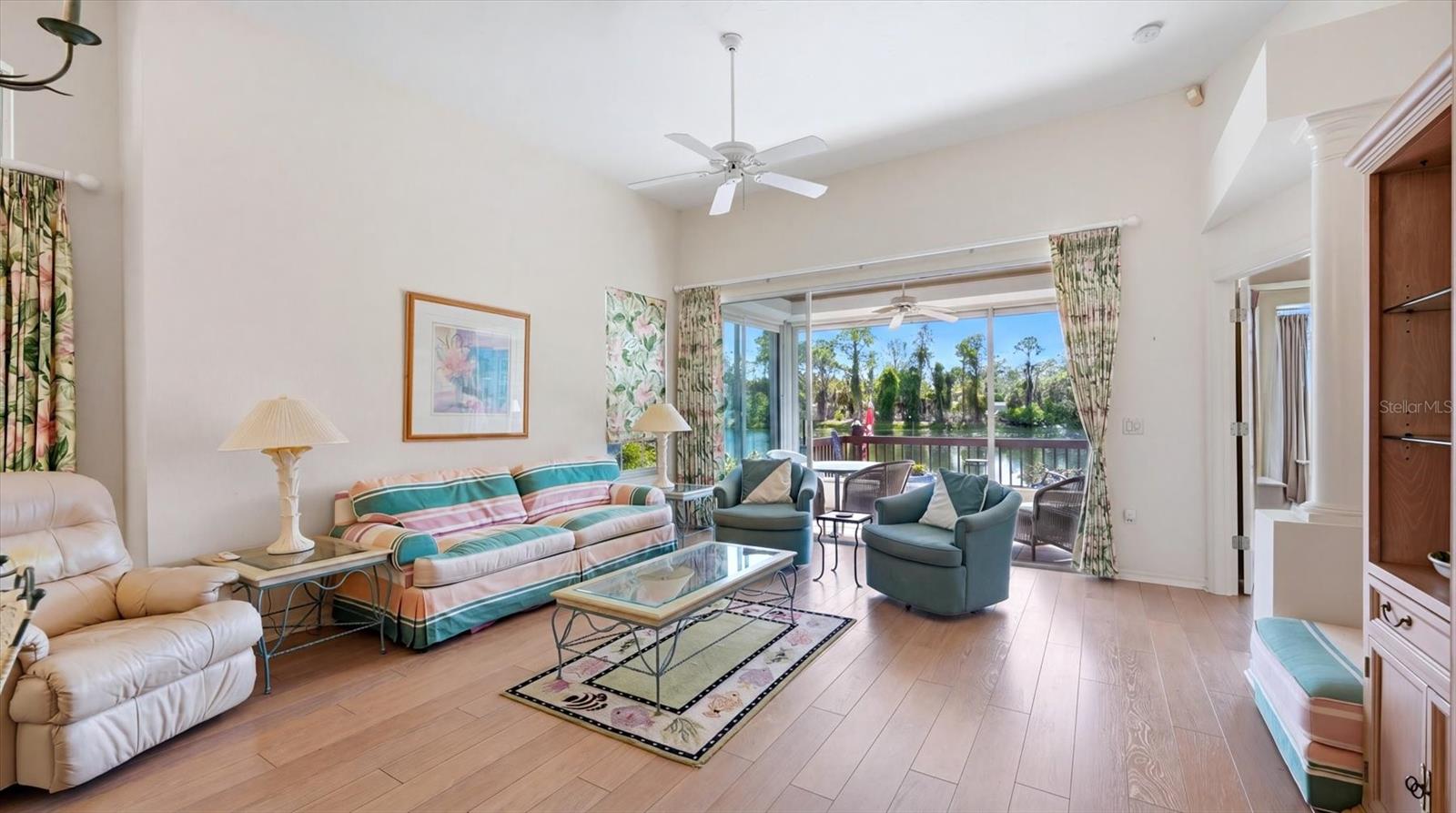 UNIVERSITY PARK COUNTRY CLUB - Residential
