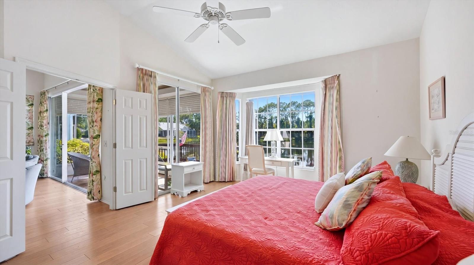 UNIVERSITY PARK COUNTRY CLUB - Residential
