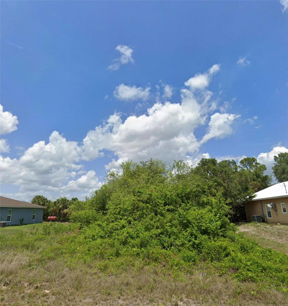 PORT LA BELLE - Land