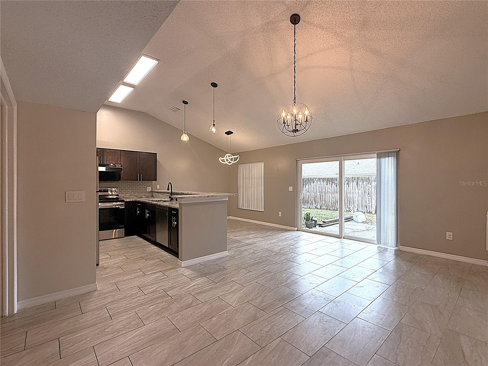 PEPPERMILL AT PROVIDENCE LAKES - Residential Lease