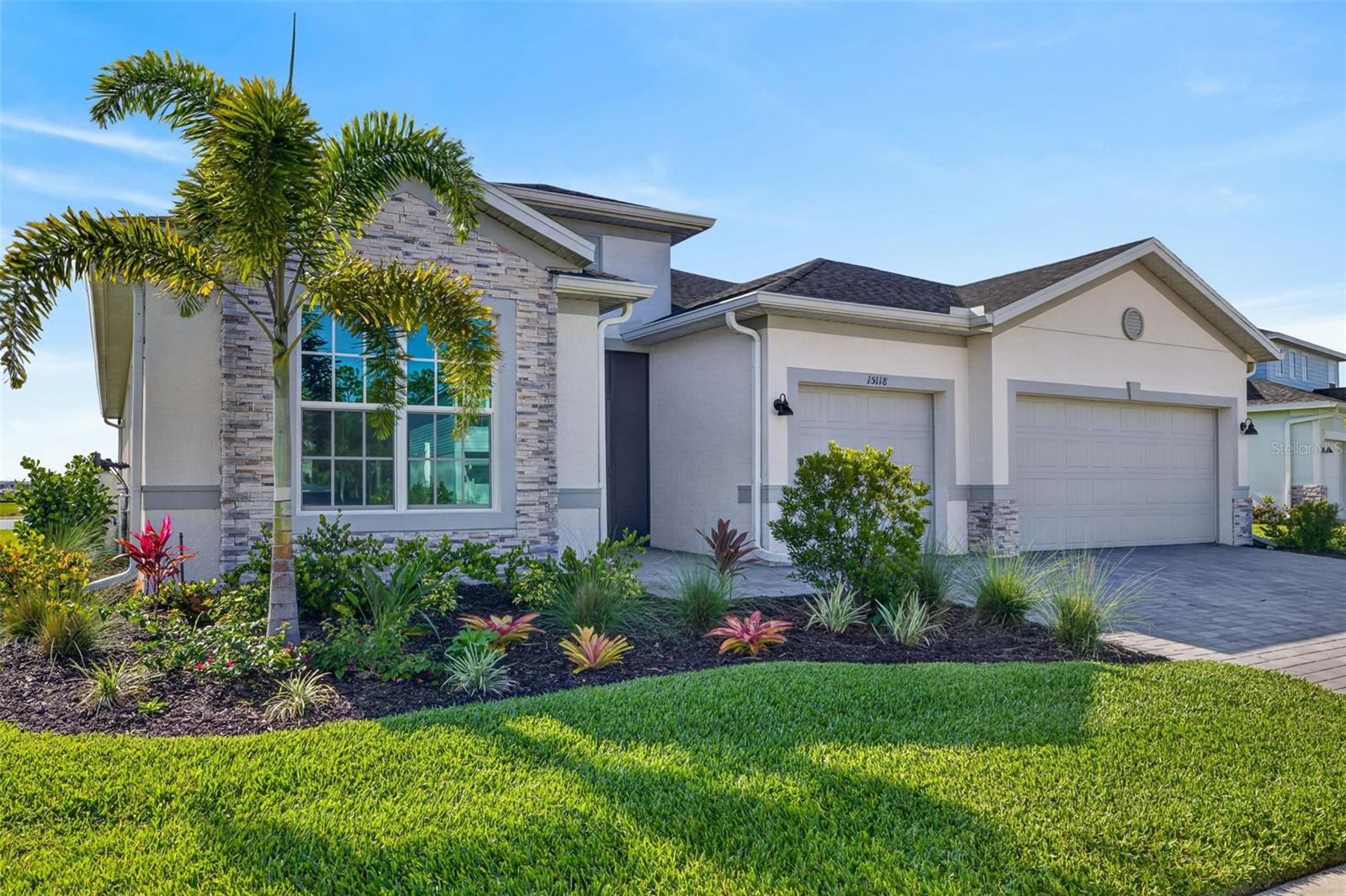 TUCKERS COVE - Residential
